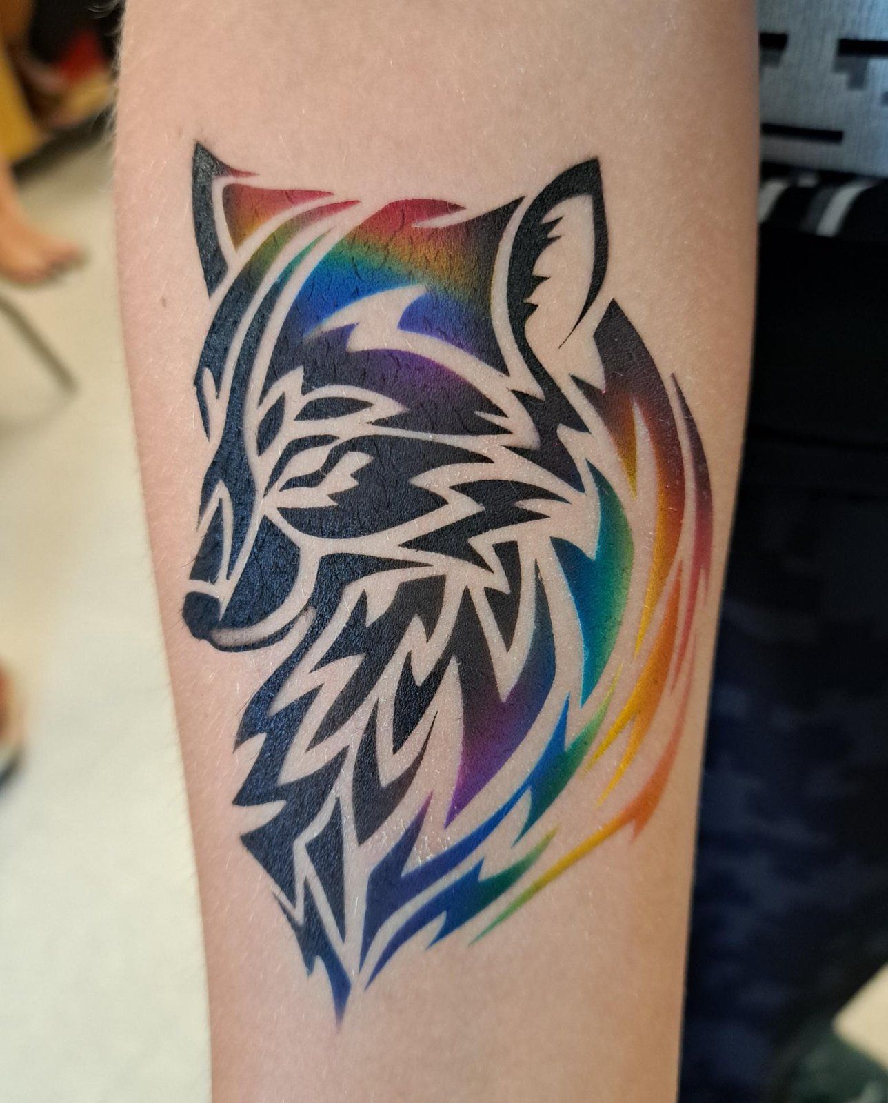 Maki Mai — Local airbrush and face-painting artist from Ottawa